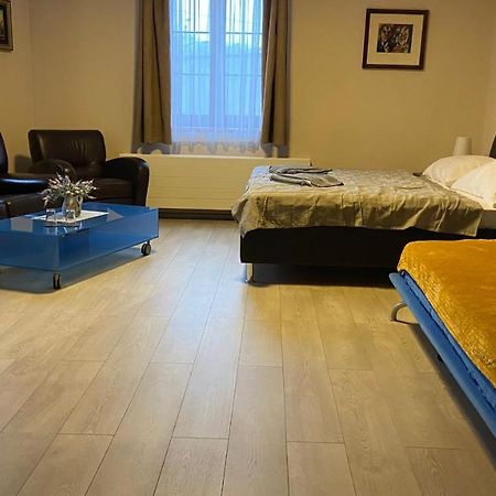 4Rooms Roztoky Bagian luar foto